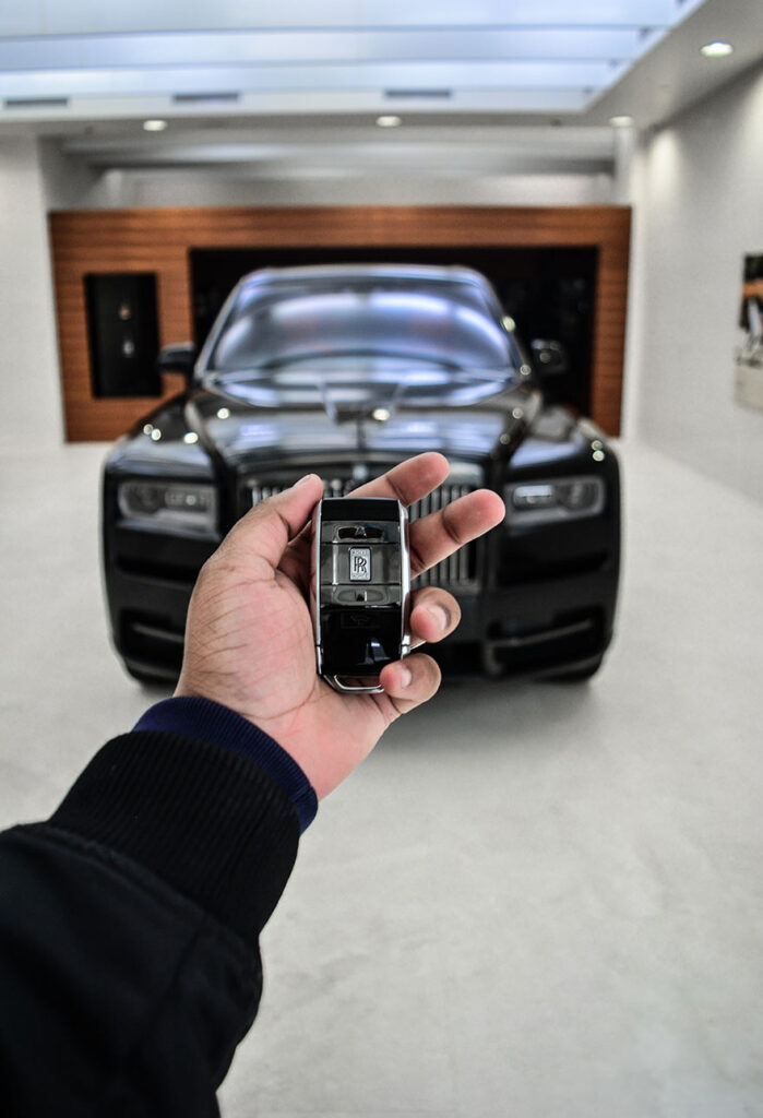 About 1 Luxury car rental Tampa, Florida
